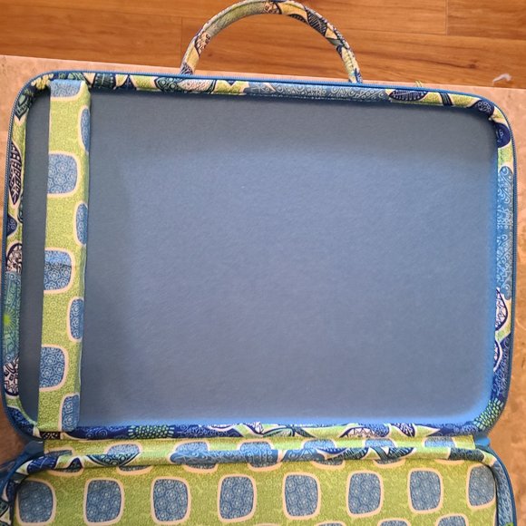 NWT Vera Bradley Laptop Portfolio Doodle Daisy - Picture 7 of 12